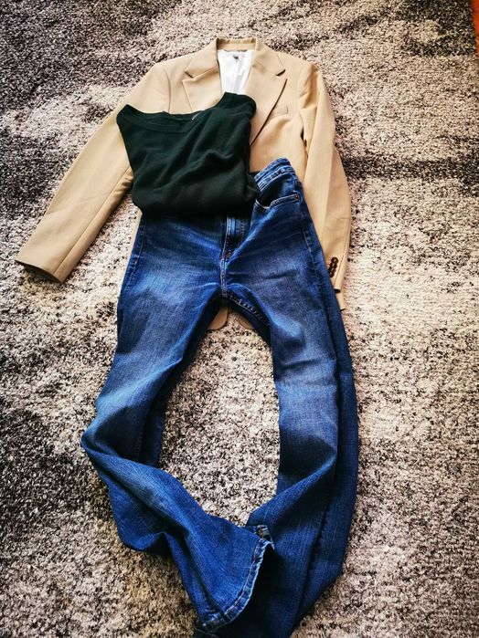 Сет-дънки, пуловер и сако