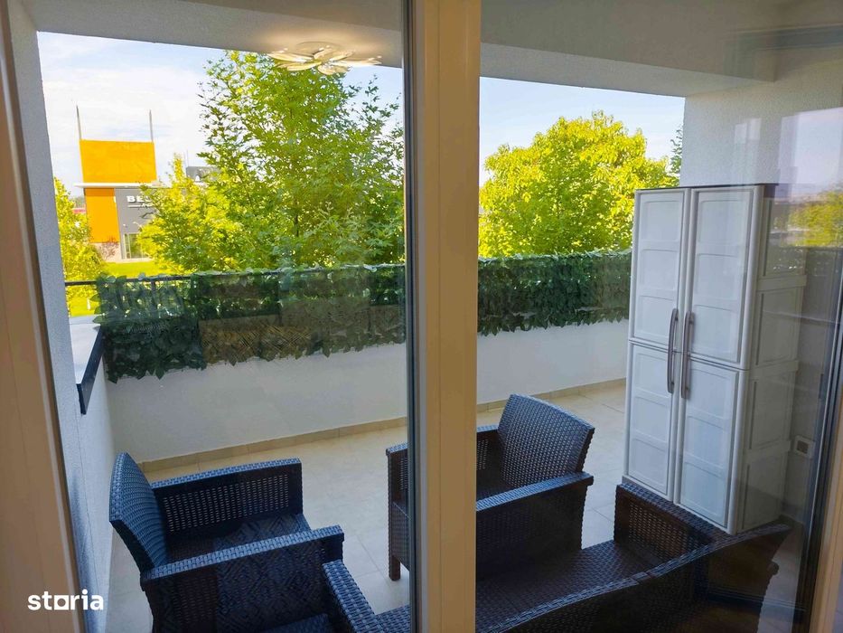 Vând/schimb apartament cu 2 camere+boxă Kasper Coresi