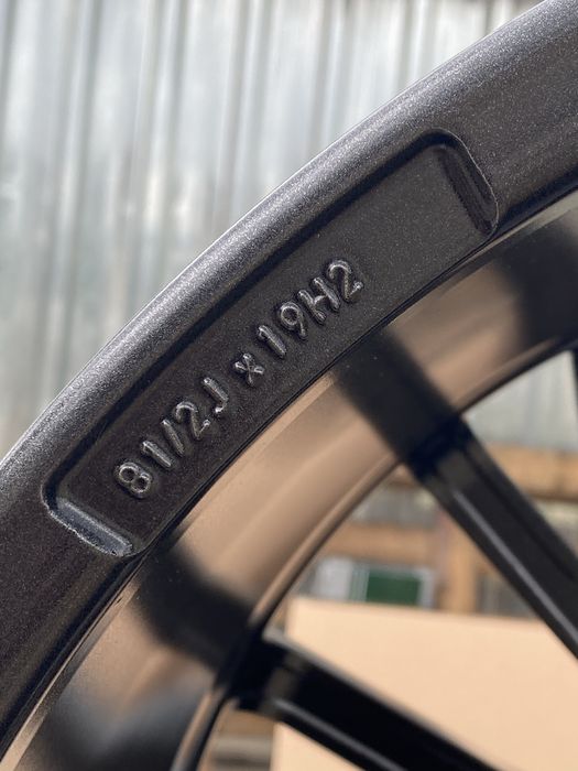 19 цола 5 х 112 мм BMW , БМВ