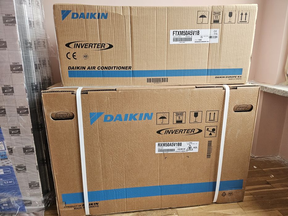 Хиперинверторен климатик Daikin FTXM50A / RXM50A Perfera WiFi, 18000