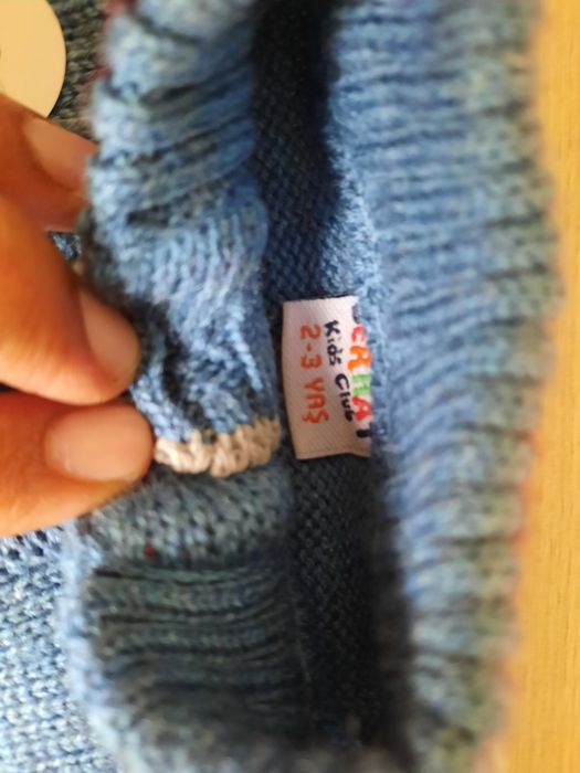 Продам детский свитер