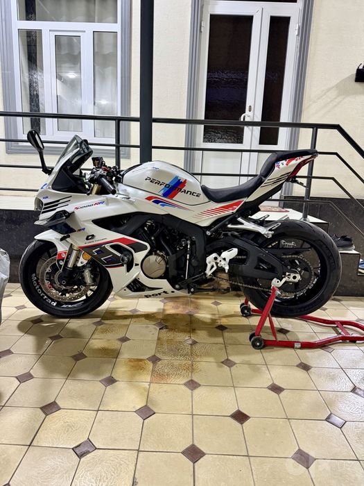 Qj moto 800RS uzbda 2 dona