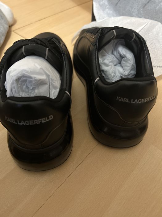 Încălțăminte bărbați (sau Încălțăminte damă, fiind un model unisex, dar pe etichetă este configurat la bărbați)