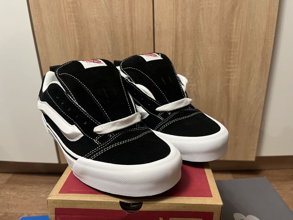 Кроссовки vans knu skool