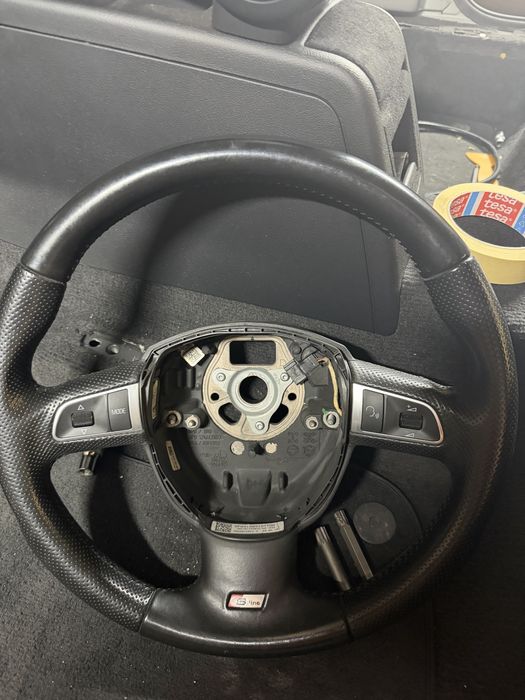 А3 8p 2.0tdi 2010  комън рейл !!На Части!!