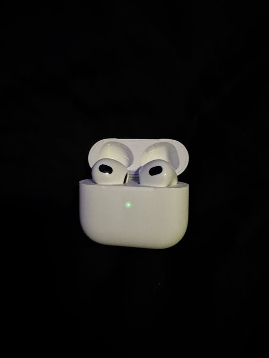 Airpods 3 + зарядно