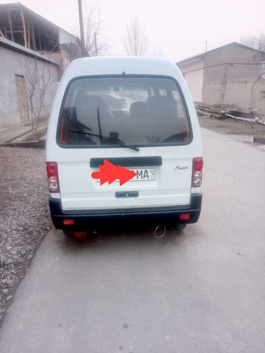 Машина Бир кул минилган пробек 202400 заднимос каропка очилмаган жим м