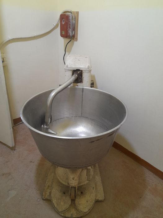 Мишалка/ Mixer хамир учун