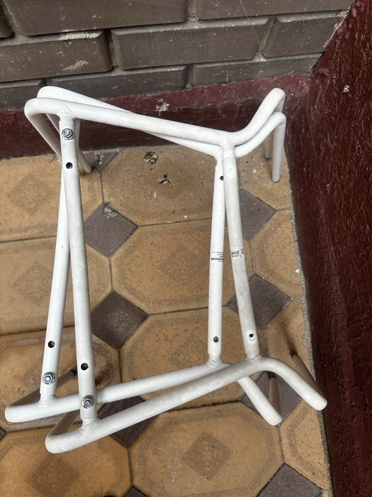 Продам основание для стульев.