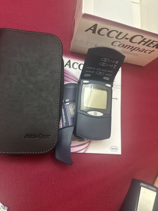 Глюкомер ACCU-CHEK   Compact