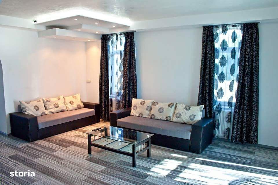 Pensiune cu 10 camere in Mamaia-Sat, zona LIDL . Oportunitate de inves
