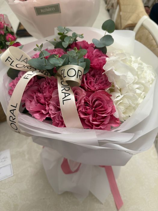 Цветы свежие, букет очень красивый