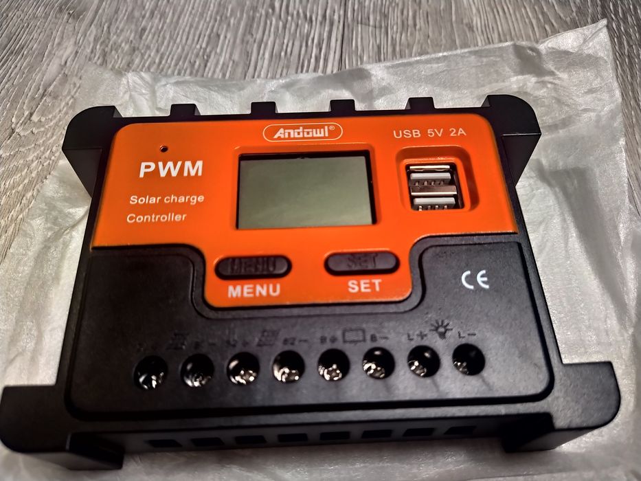 Regulator de încărcare solară Pwm 12v/24 Descărcare 30A,Camping