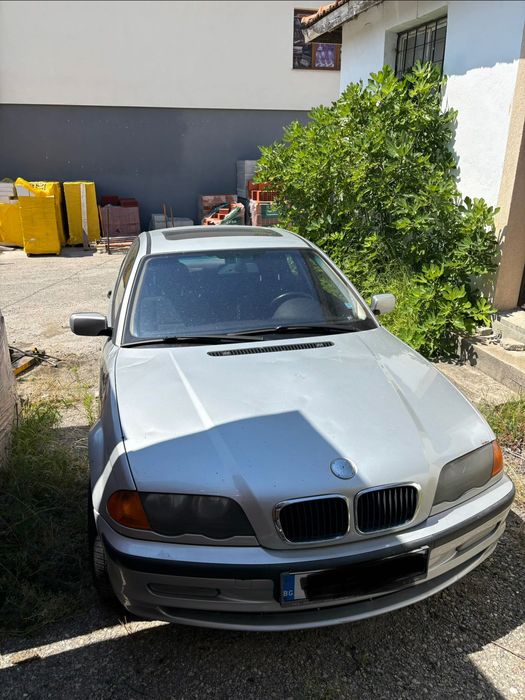 BMW 320d дизел колата е в добро състояние