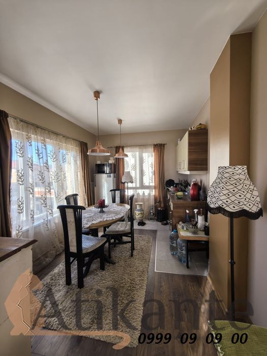 Продава се Етаж от къща в Самоков - 220 кв.м за 580 €/кв.м - Снимка #2