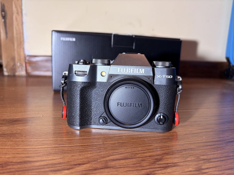 fujifilm x-t50 Charcoal Silver в гаранция