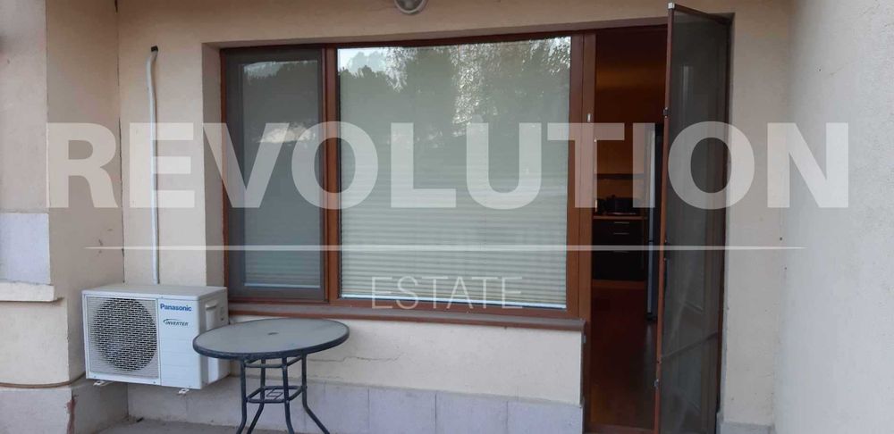 МОДЕРЕН ЕДНОСТАЕН апартамент в м-т Свети Никола!