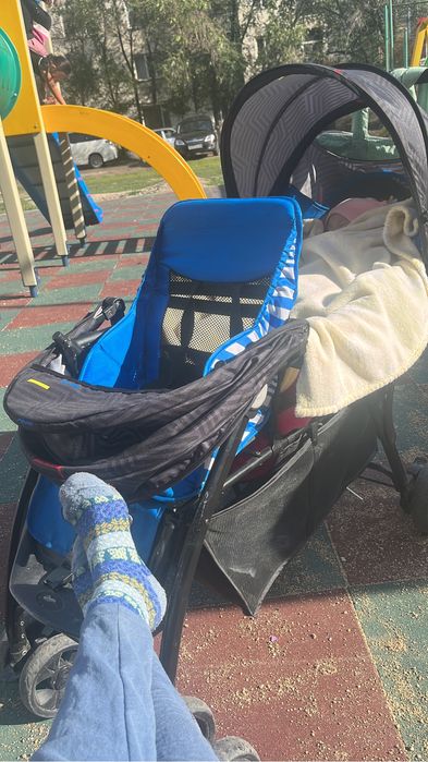 Продам коляску погодки прогулочные