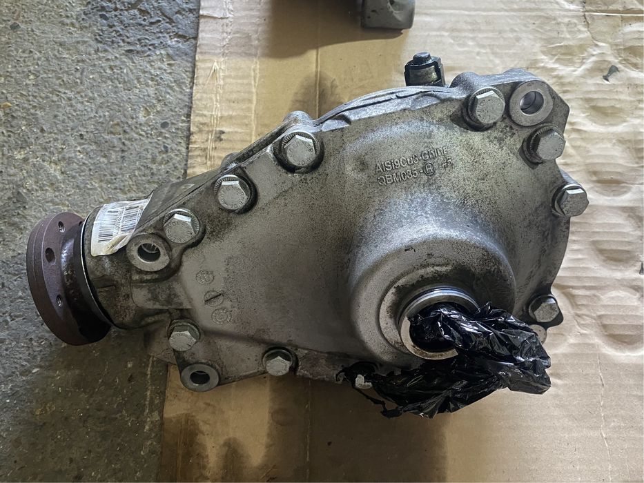 Grup / Diferential fata BMW Seria 5 F10 F11 , raport 2.47 cod 7584517