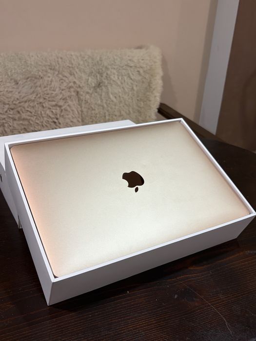 Apple MacBook Air 13" (2020) - Златен, пълен комплект