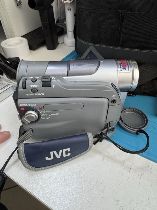 Видеокасера JVC gr d31u
