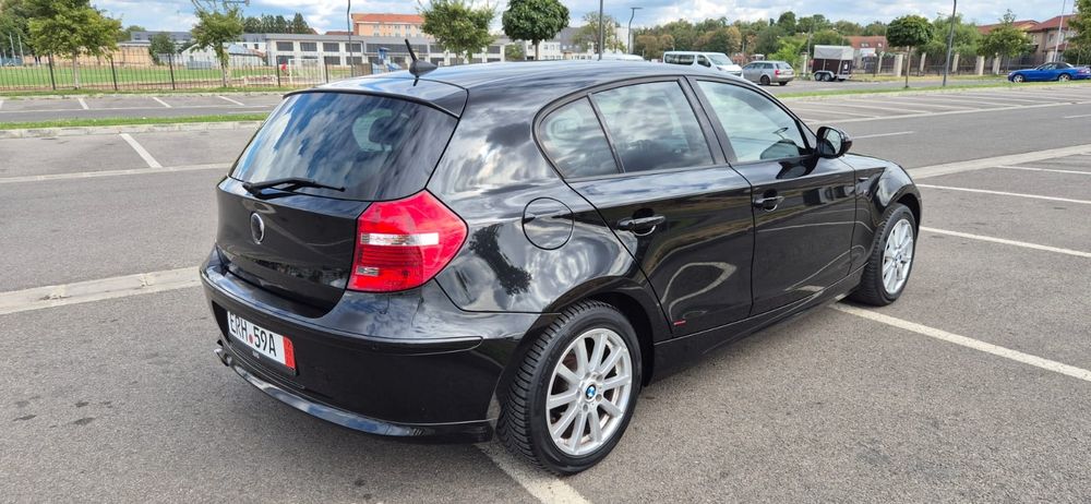 BMW SERIA 1,model 118 i,E87, fabr.2011, 2.0 benzina,143 cai euro 5, 3500 euro.neg.
