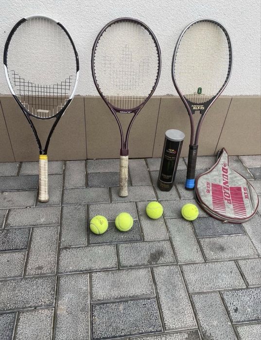 Racheta si mingi de tenis
