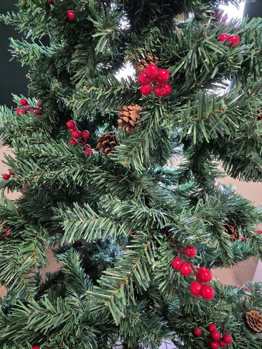 Коледно   дърво ...