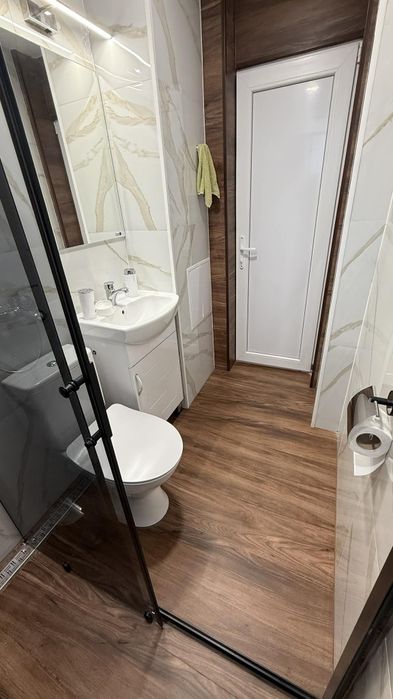 Дава се под наем Двустаен апартамент в Враца, Център - 68 кв.м за 398.82 € - Снимка #6