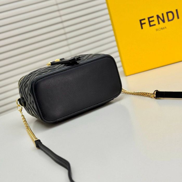 Нова чанта на Fendi