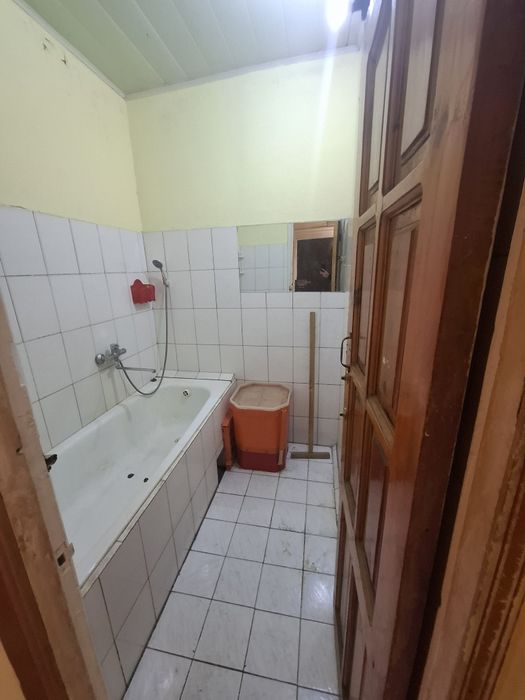 Arenda kvartira Yashnabod tumani Kadishva bozor oldida 2xona 3etaj