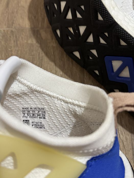 NIKE размер 38,5