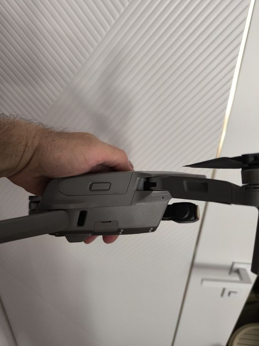 Квадрокоптер Dji air 2