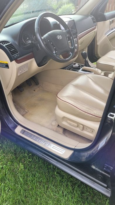 Vând Hyundai Santa Fe