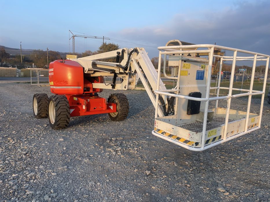 Inchiriem nacele autorizate ISCIR PRB diesel electrice 4x4