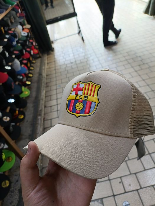 Barselona kepka sfati zõr