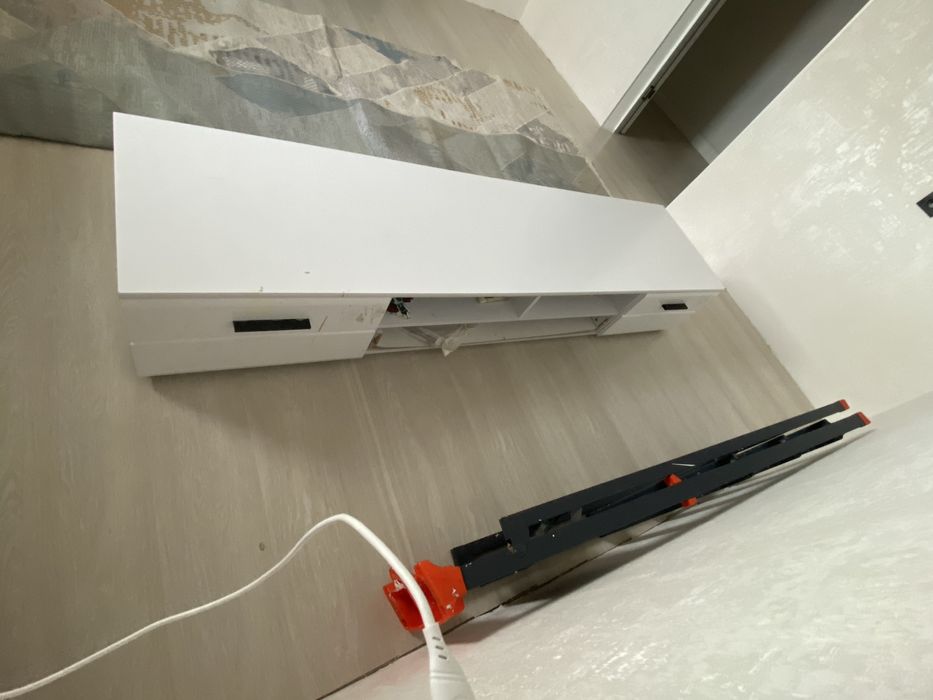 Тв-тумба консоль