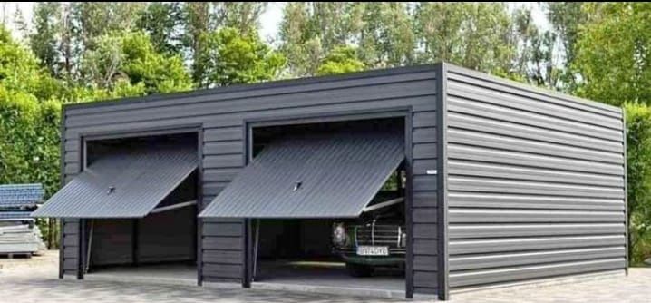 Vând hală metalică 6 X 10