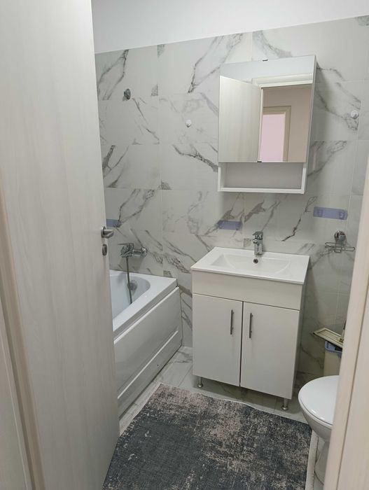 De închiriat apartament 2 camere