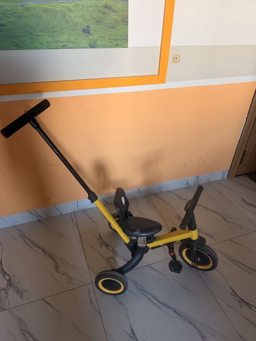 Продам детский велосипед на  2-3 года