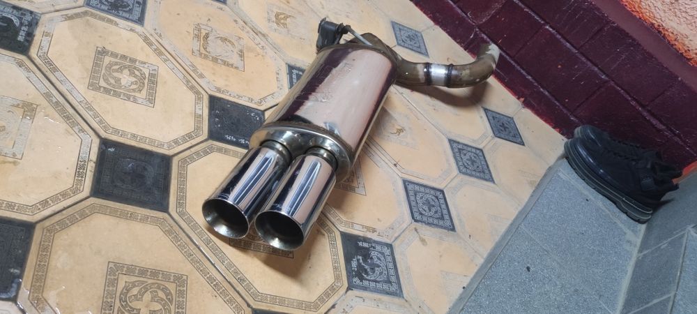 Выхлоп на bmw Magnaflow