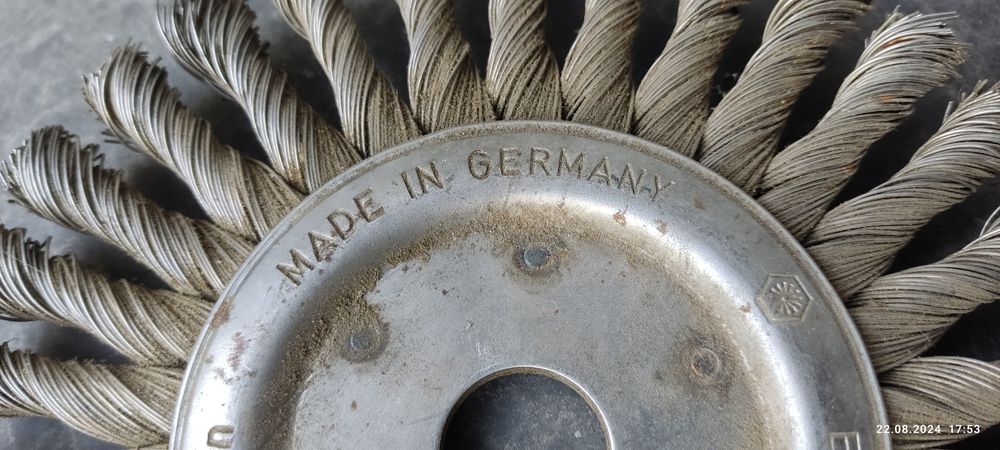 Продам щётку на УШМ