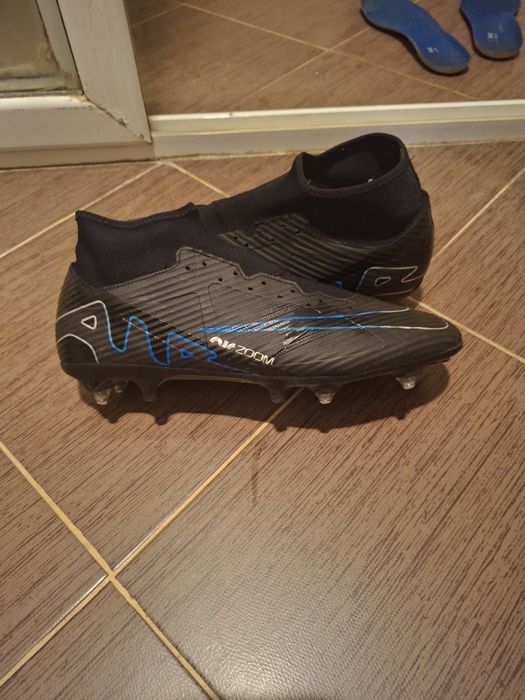 Оригинални бутонки: Nike Mercurial. Размер:  46.  Състояние : Като нови. Цена: 30 евро