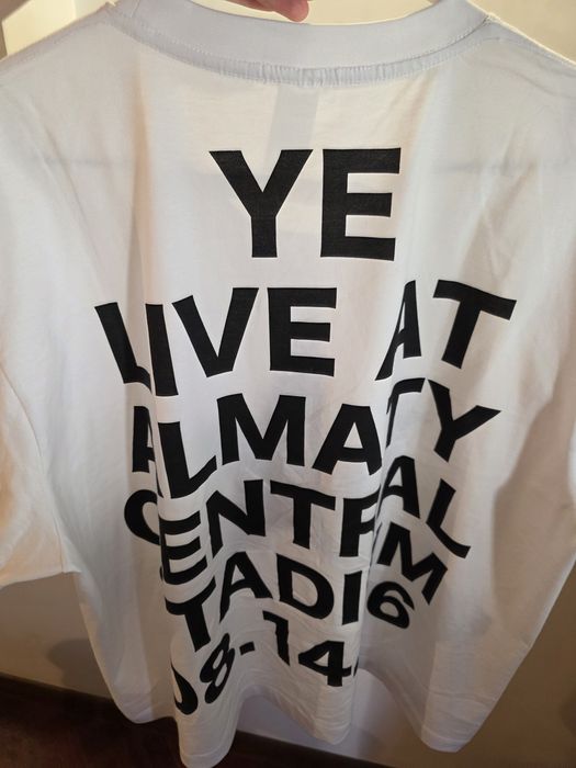 Футболка YE Kanye West Канье