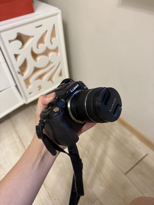 Panasonic Lumix DMC‑G5 + объектив 14‑42 мм