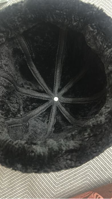 Тюбетейка кожаная новая