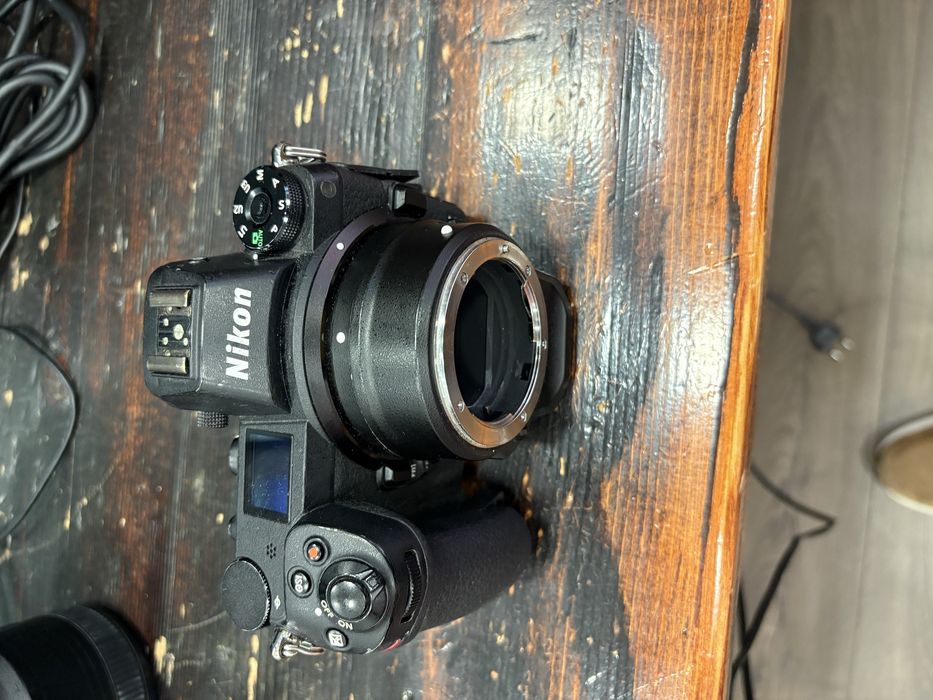 Камера  Nikon Z1