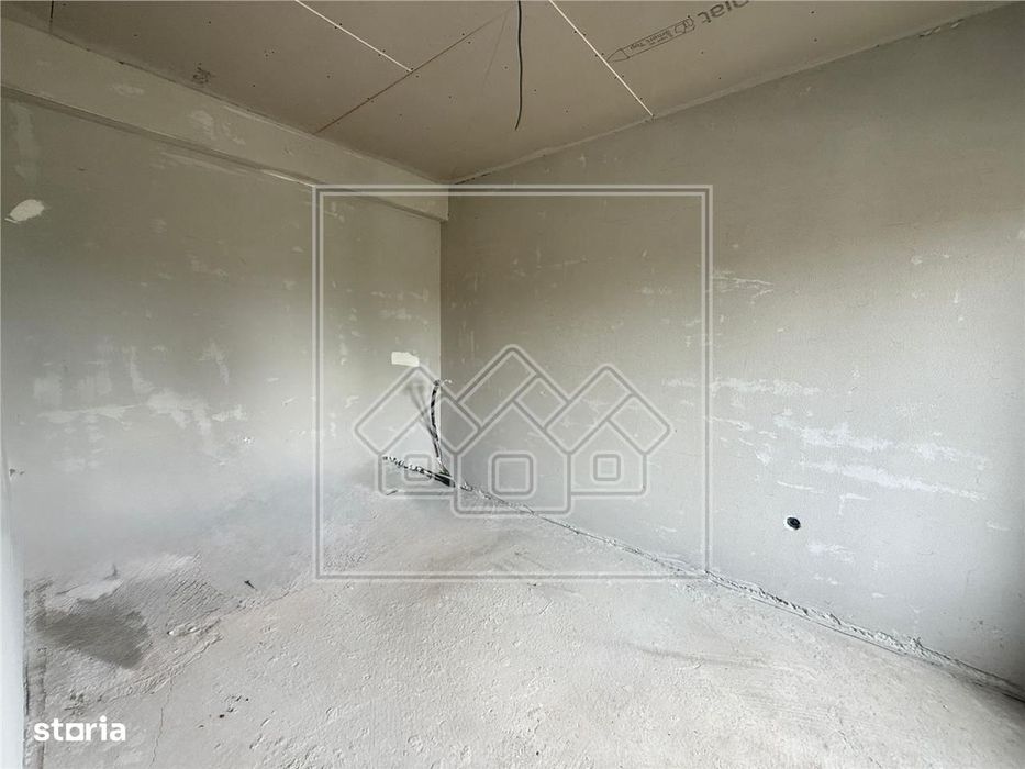 Casa tip duplex in Mohu, 4 camere, 145 mp utili, teren 195 mp