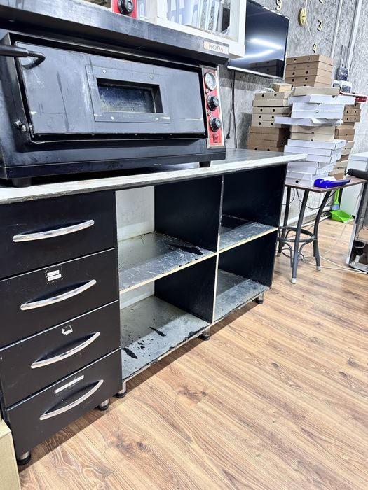 Продам стол дешево