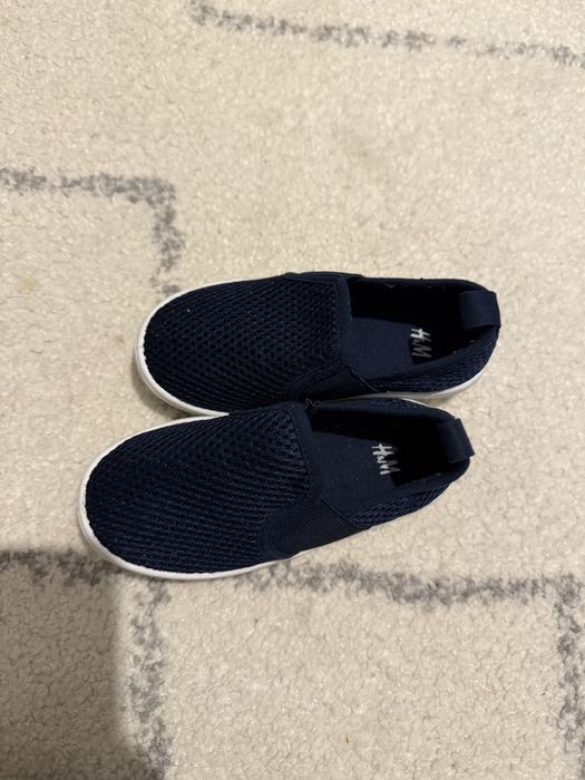 Papuci H&M marimea 24
